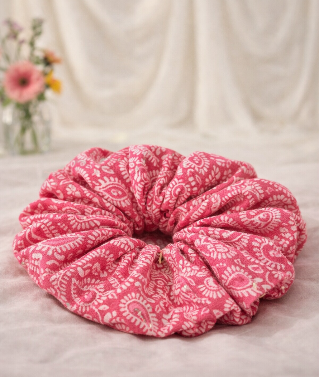 🎁 Handmade Cotton Scrunchie