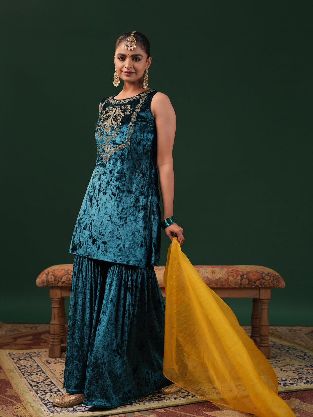 Women's Teal Embroiderd Velvet Kurta Set with Dupatta