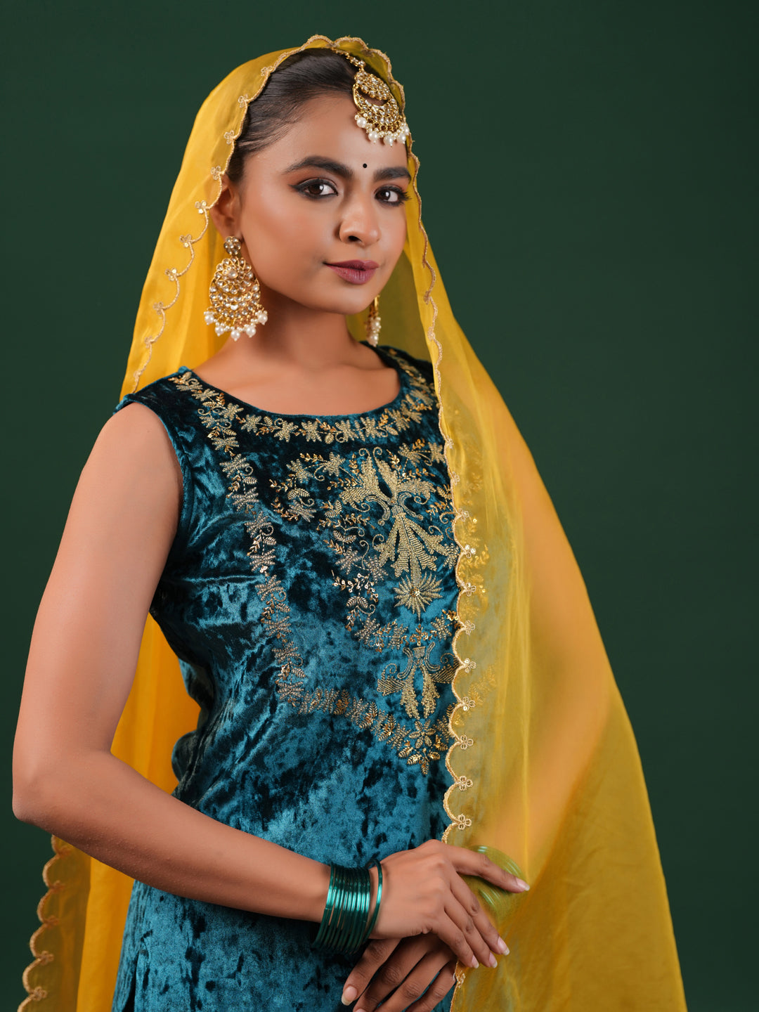 Women's Teal Embroiderd Velvet Kurta Set with Dupatta