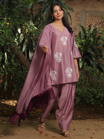 Women's Lilac Embroidered Kurta Set with Dupatta