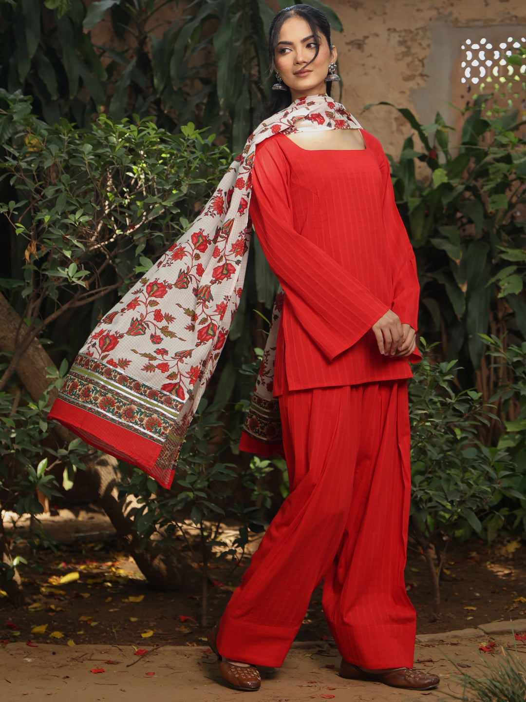 Women's Red Farshi Set with Kota Doriya Dupatta