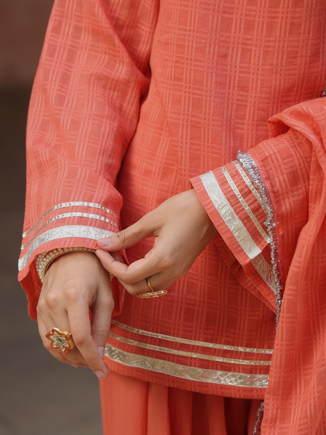 Women's Peach Woven Cotton Farshi Set With Dupatta