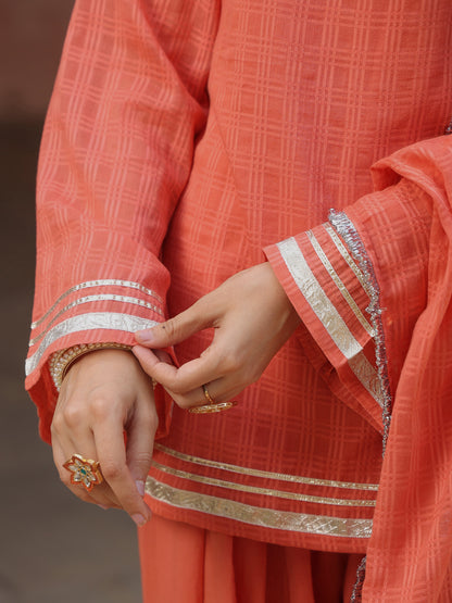 Women's Peach Woven Cotton Farshi Set With Dupatta