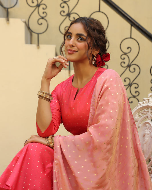 Women's Pink Zari Kurta Set with Dupatta