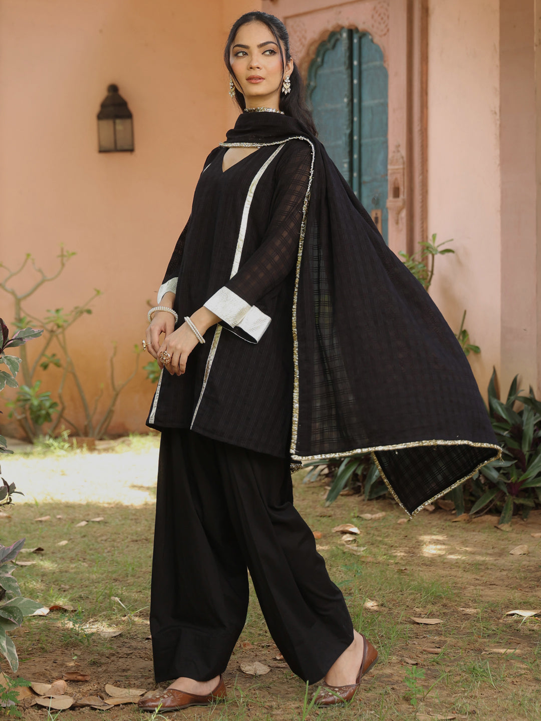 Women's Black Woven Cotton Farshi Set with Dupatta