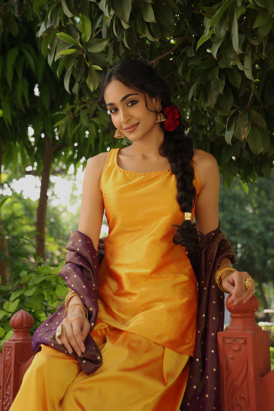 Women's Yellow Zari Farshi Set with Dupatta