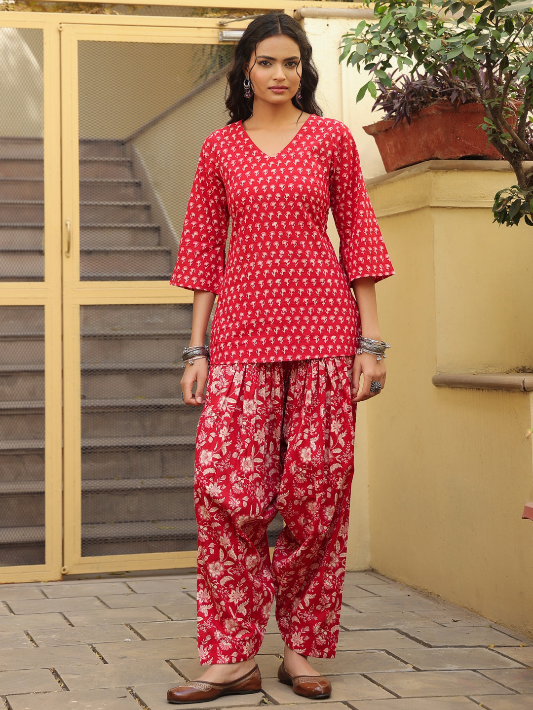 Women's Printed Cotton Kurta With Salwar