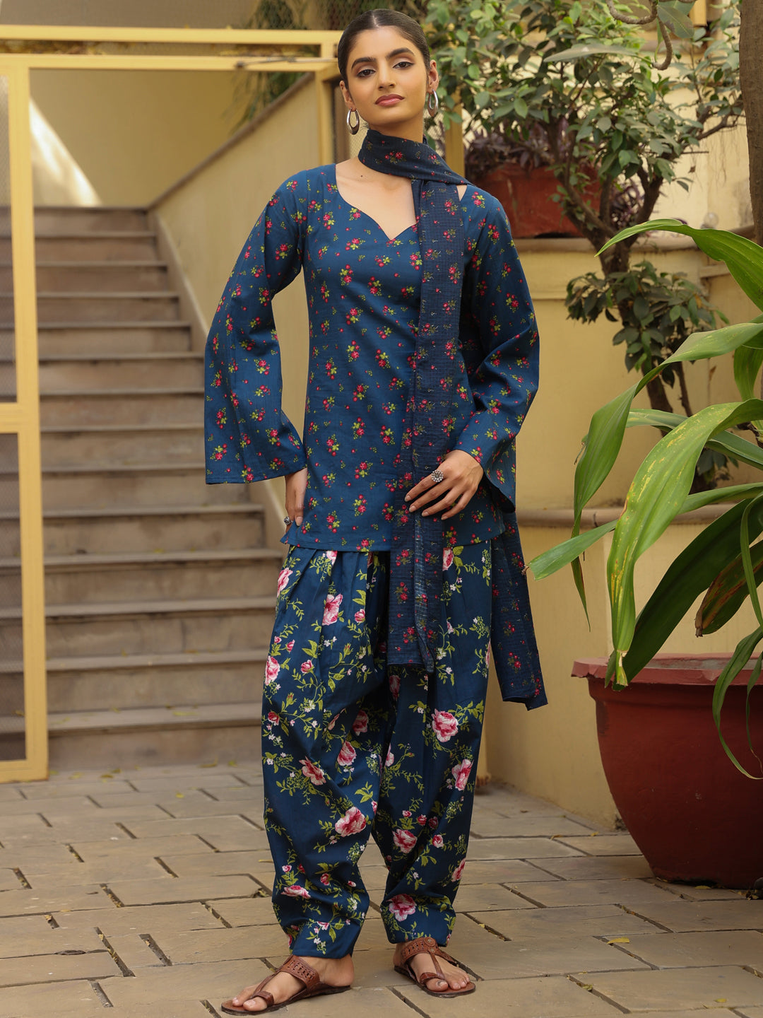 Women's Cotton Kurta With Salwar and Dupatta