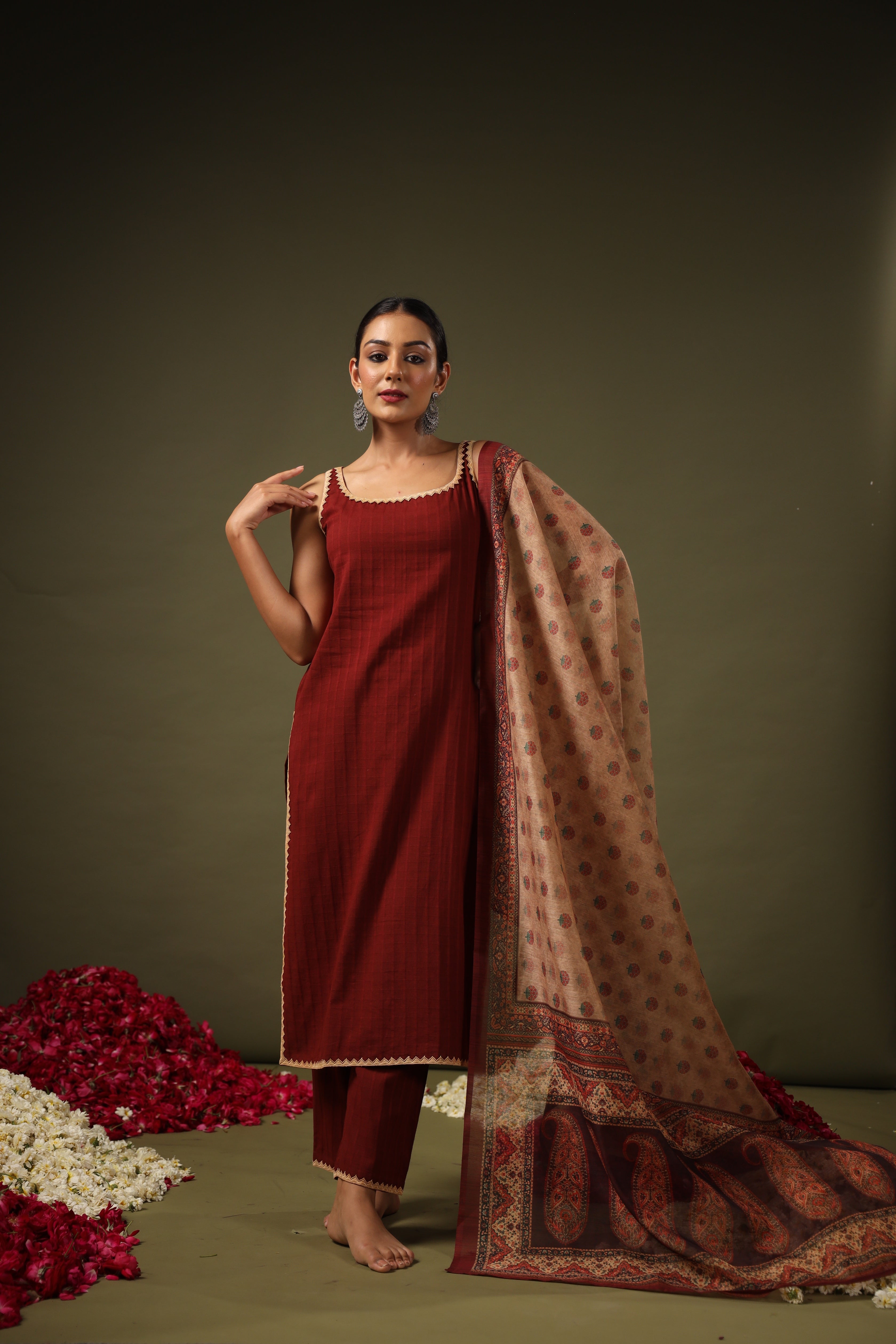 Women's Maroon Cotton Kurta Set with Printed Chanderi Dupatta