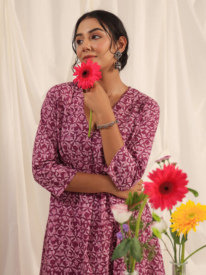 Women's Purple Printed Cotton Kurta With Trouser