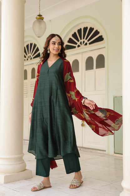 Women's Solid Kurta Set with Floral Dupatta