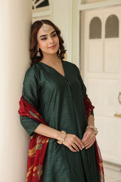 Women's Solid Kurta Set with Floral Dupatta