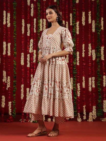 Women's Cotton Tiered Kurta with Straight Trousers