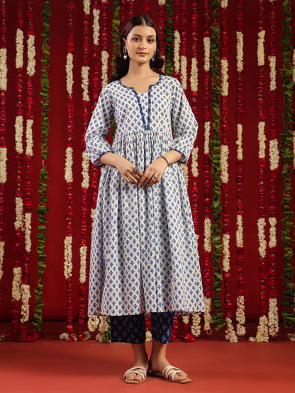Women's White & ̌Indigo Blue Printed Cotton Suit Set
