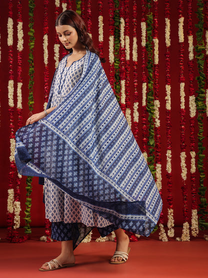 Women's White & ̌Indigo Blue Printed Cotton Suit Set