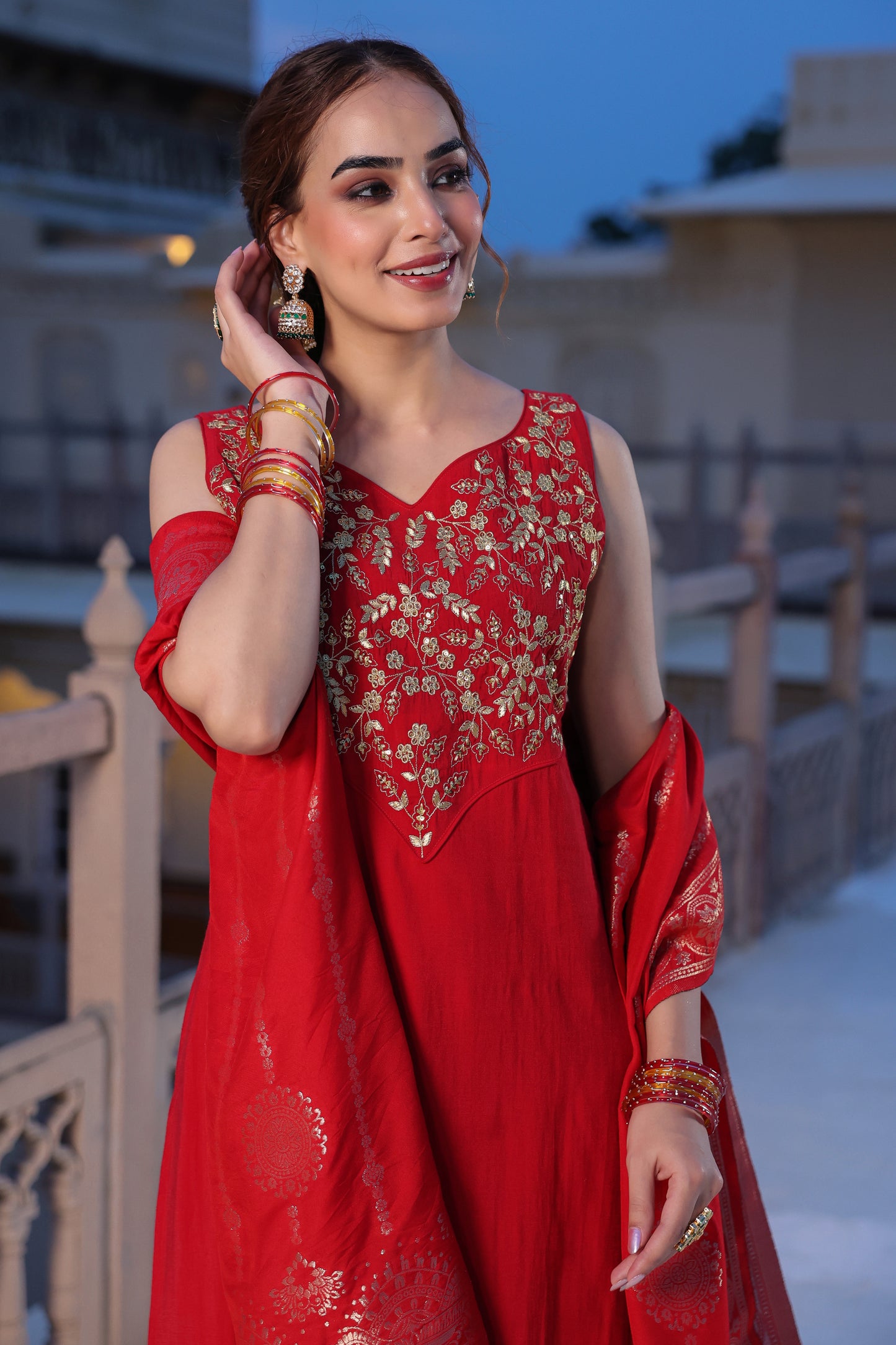 Women's  Embroidred Kurta Set