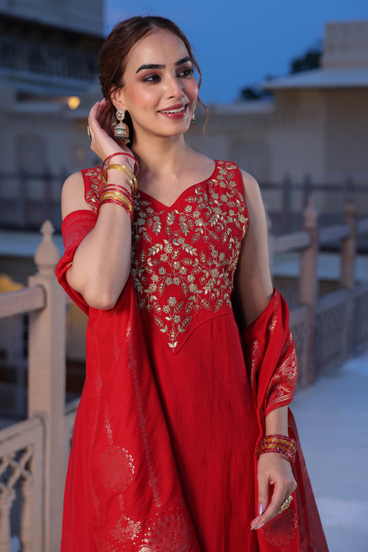 Women's  Embroidred Kurta Set