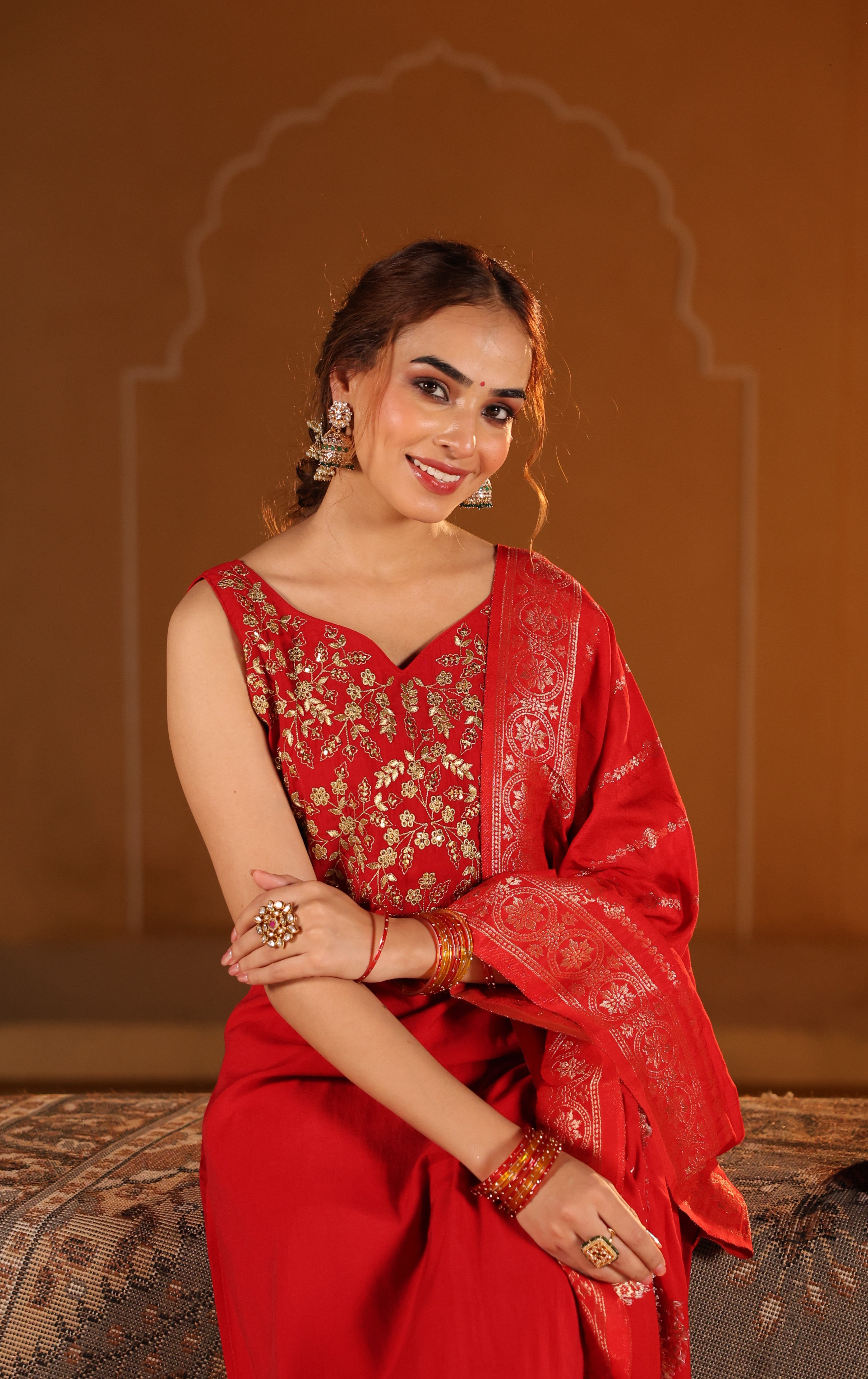 Women's  Embroidred Kurta Set