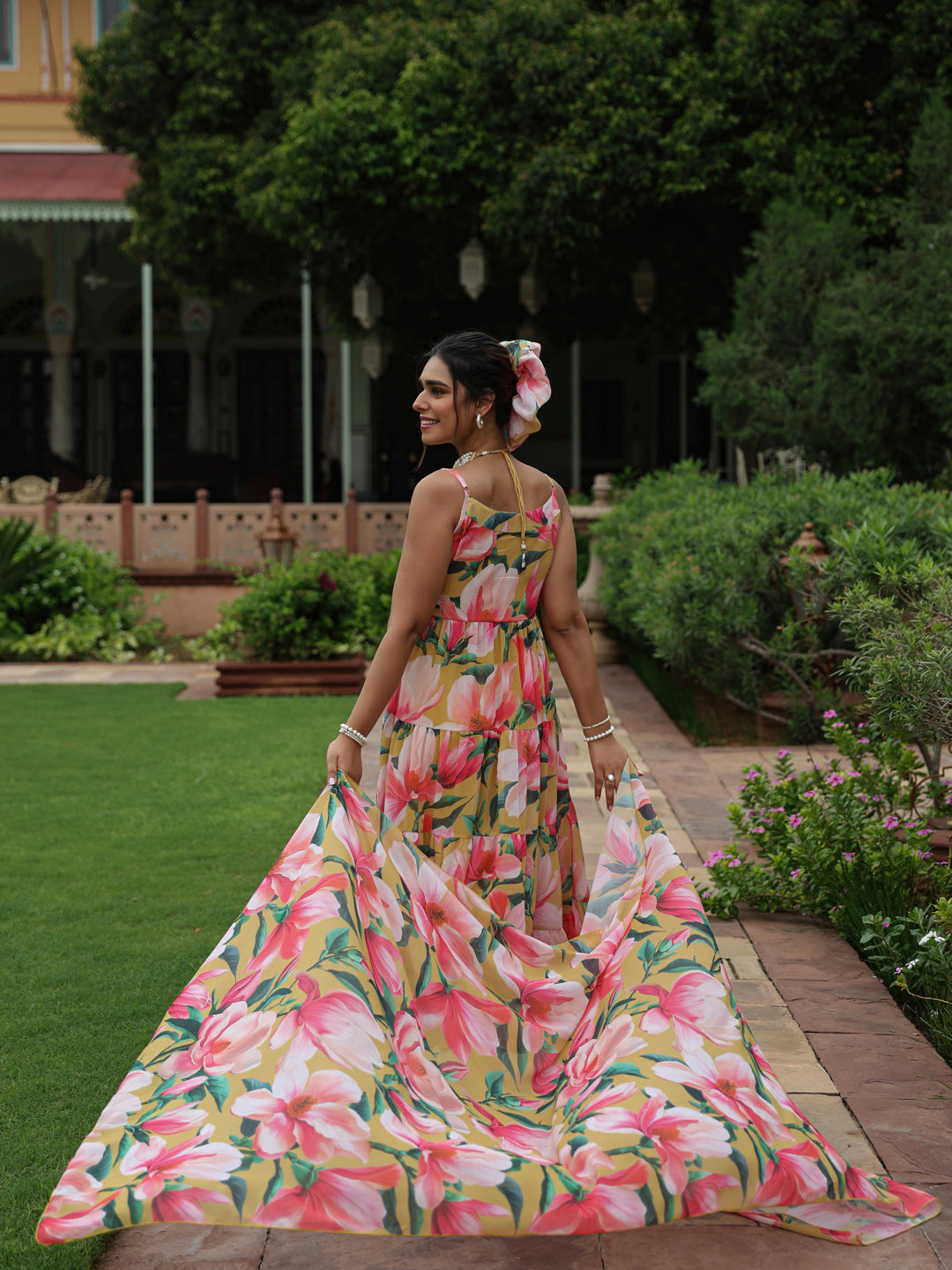 Women's Floral Tiered Kurta Set