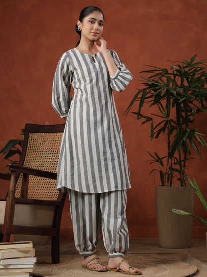 Women's Cotton Self Design Kurta With Dhoti Trouser