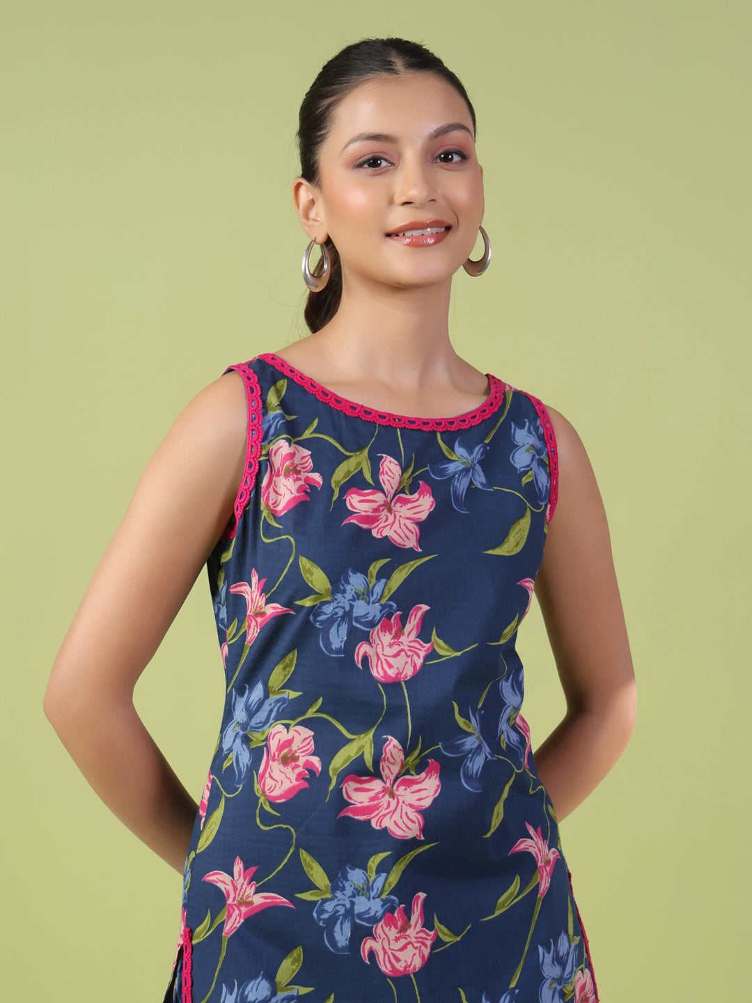 Women's Tropical Sleeveless Kurta Set