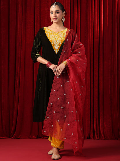 Women's Embroidered Patchwork Velvet Kurta Set