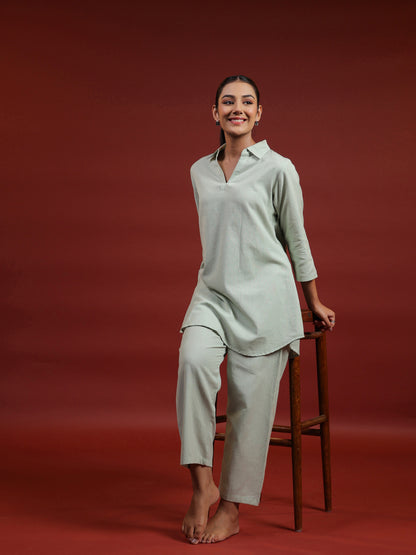 Women's Green Cotton Collared Short Kurta Top with Trousers