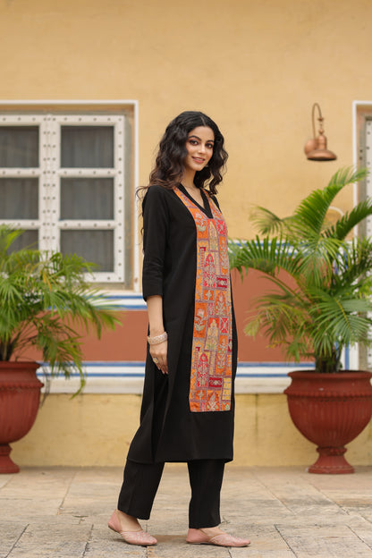 Women's Black Embroidered Kurta Set