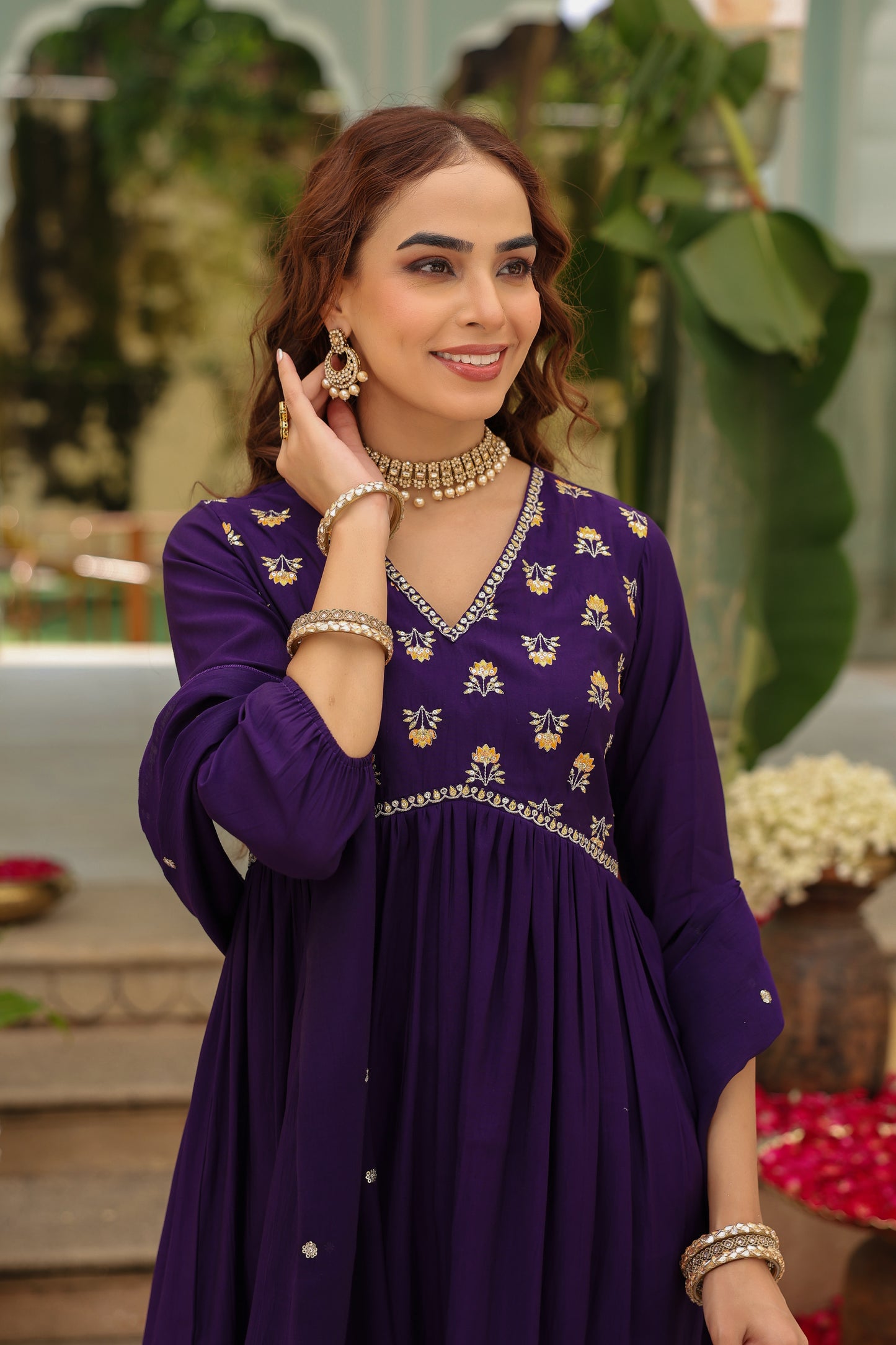 Women's Floral Embroiderd Kurta Set