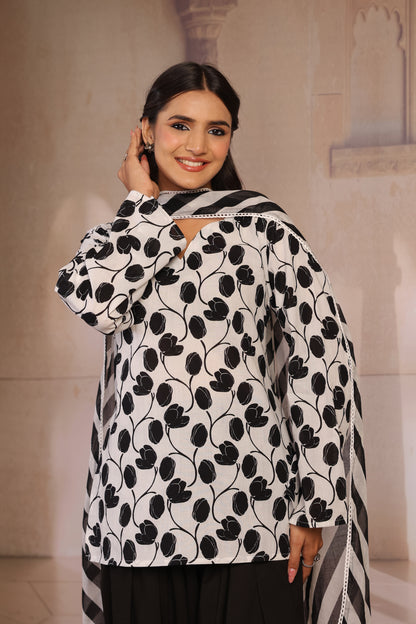 Women's Black and White Printed Farshi Kurta Set