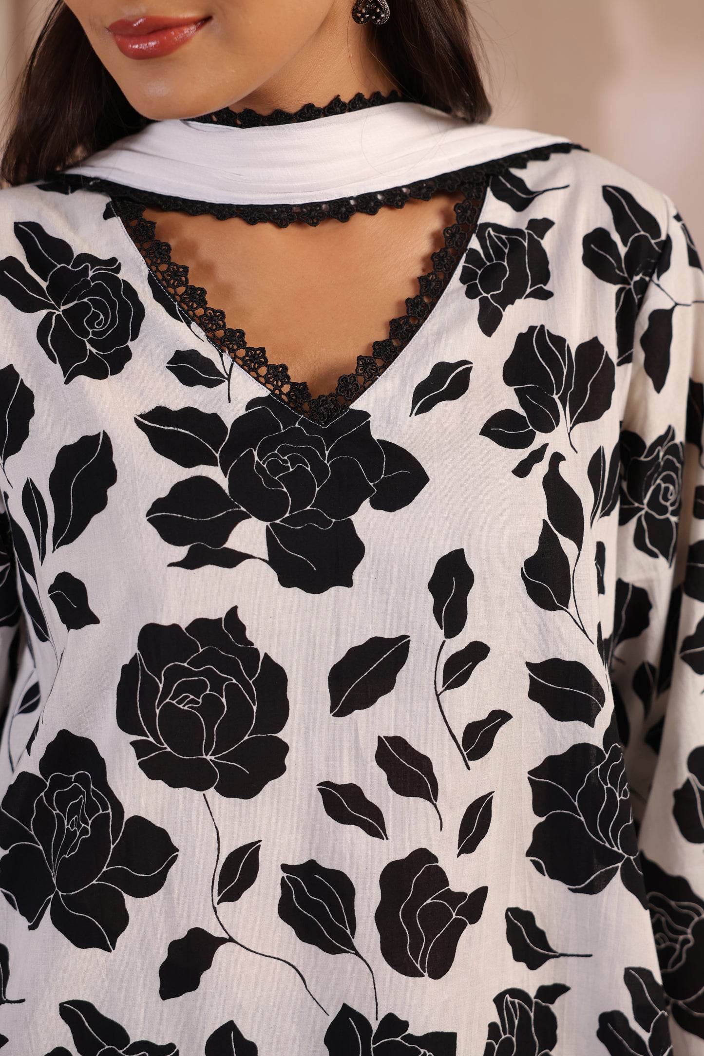Women's Black and White Kurta With Salwar and Dupatta